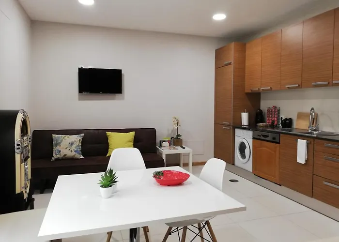 Lovely @ Aveiro's Downtown דירה